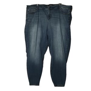 Torrid High Rise Curvy Blue Jeans Size 28T